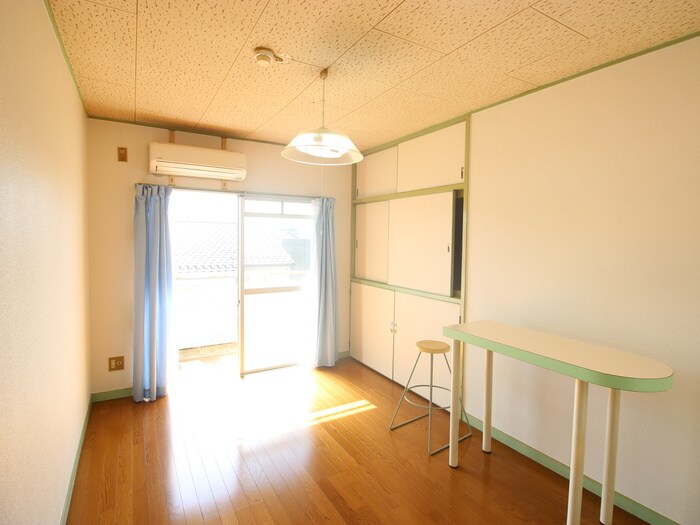 物件内観写真19　(居室)