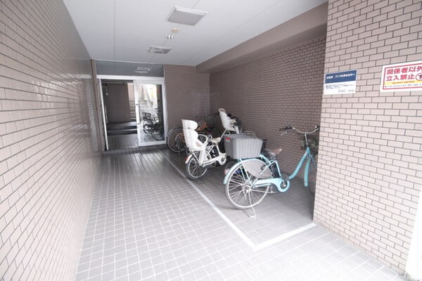 駐輪場