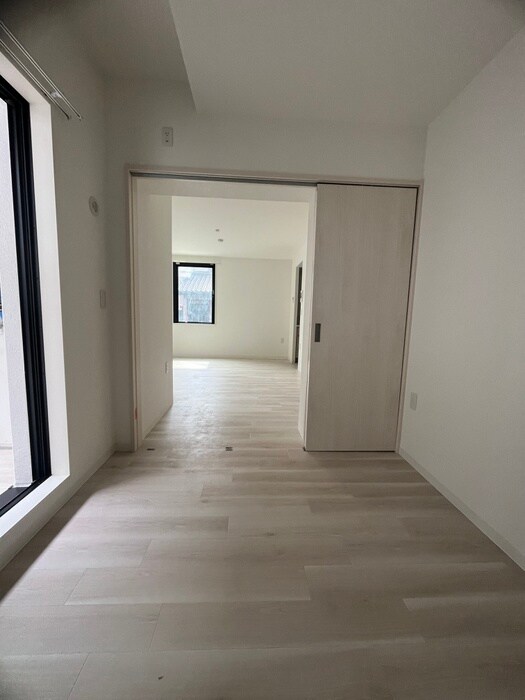 物件内観写真20　(廊下)