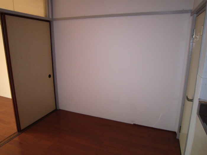 物件内観写真15　(居室)
