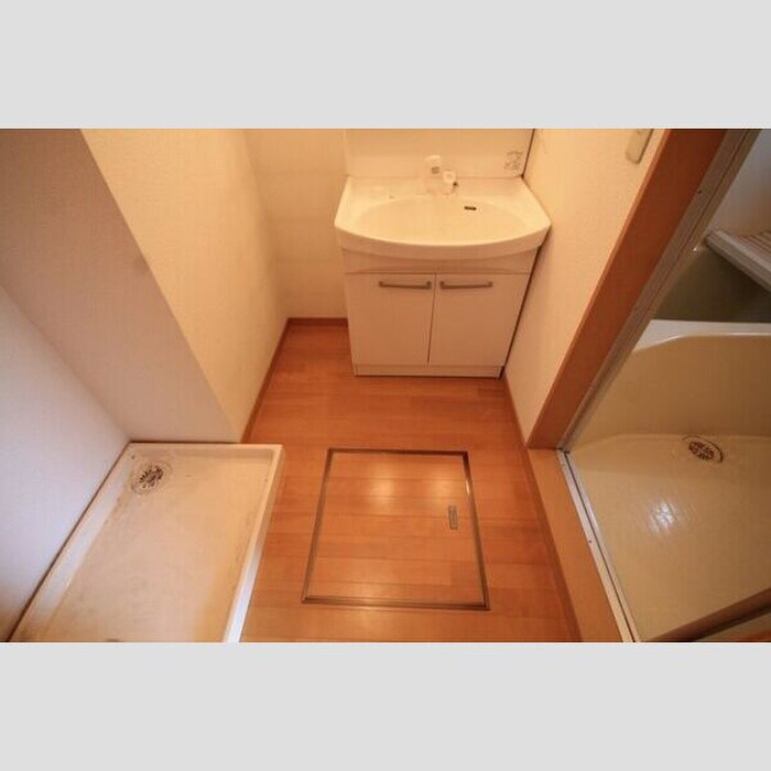 物件内観写真7　(洗面)