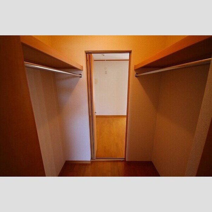 物件内観写真9　(収納)