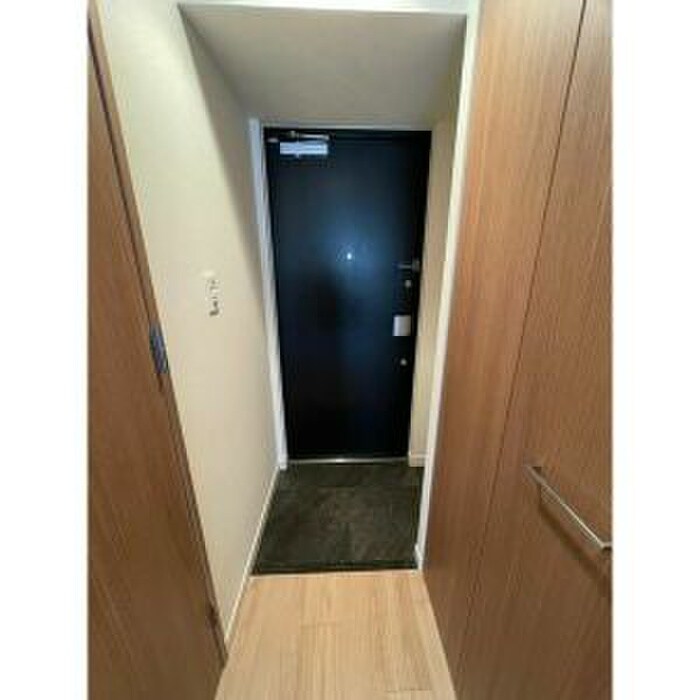 物件内観写真14　(玄関)