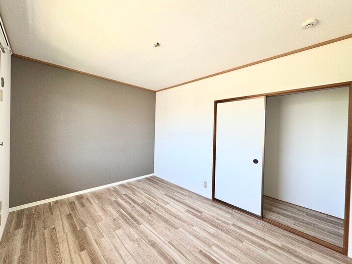 物件内観写真21　(居室)