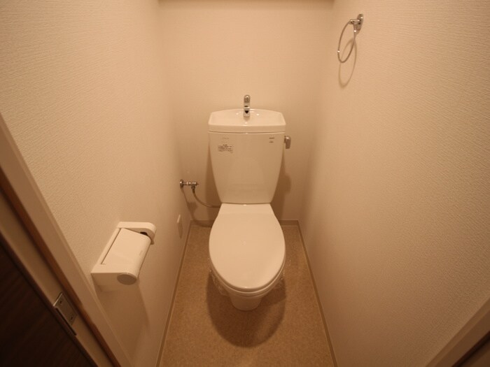 物件内観写真11　(トイレ)