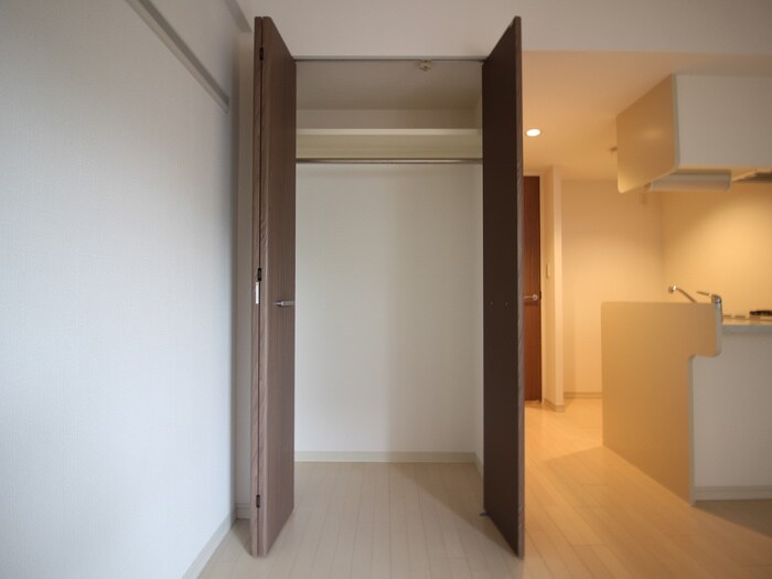 物件内観写真18　(収納)