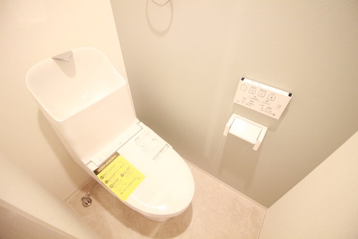 物件内観写真12　(トイレ)