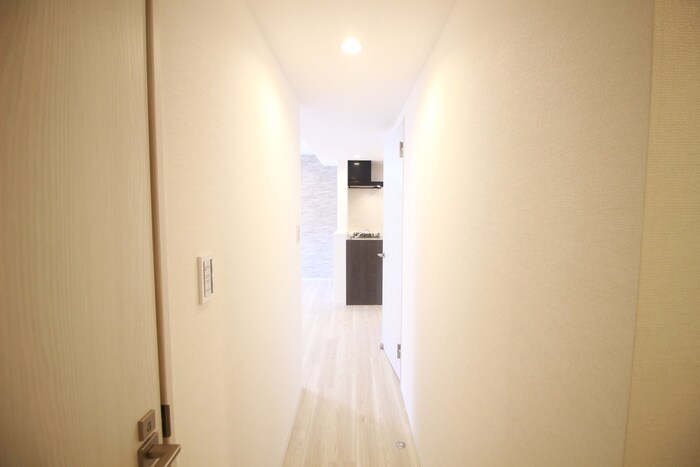 物件内観写真18　(廊下)