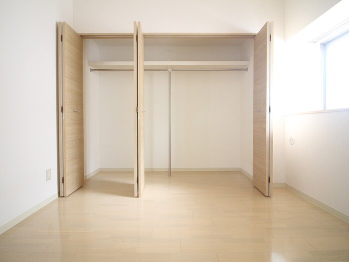 物件内観写真10　(収納)