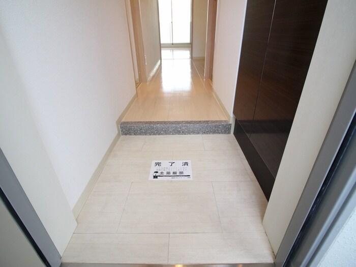 物件内観写真20　(玄関)