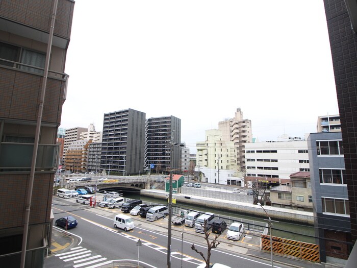 物件内観写真21　(室内からの展望)