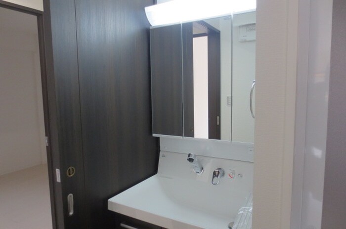 物件内観写真13　(洗面)