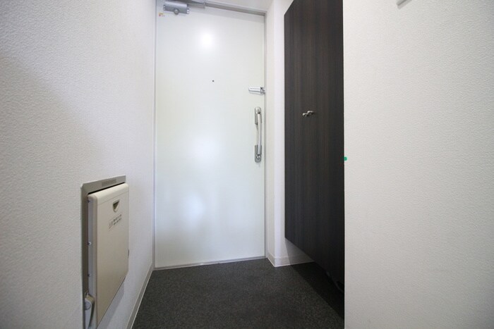 物件内観写真20　(玄関)