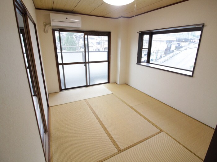 物件内観写真7　(居室)