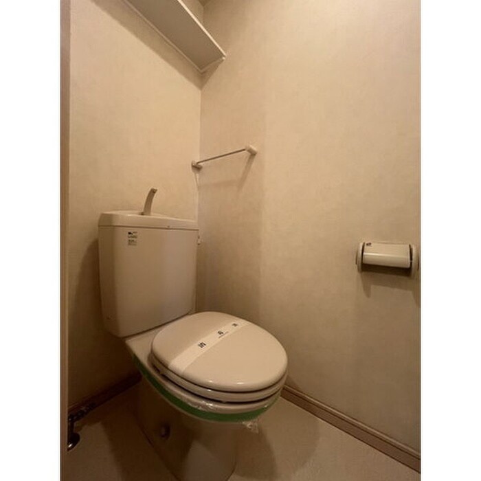 物件内観写真9　(トイレ)