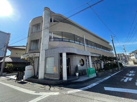 センチュリー本山外観写真