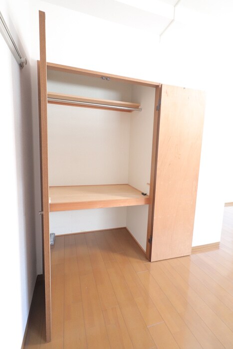 物件内観写真9　(収納)