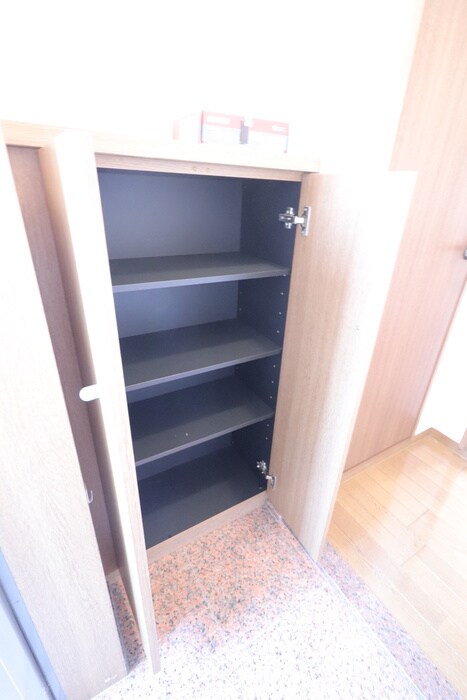 物件内観写真14　(靴箱)
