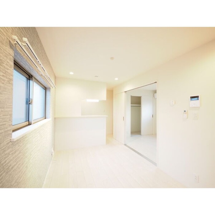 物件内観写真2　(居室)