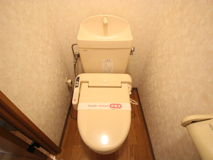 物件内観写真14　(トイレ)