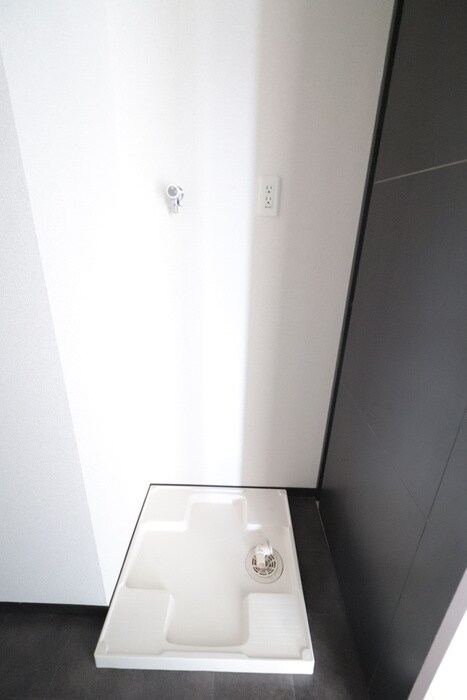 物件内観写真13　(洗濯機置場)