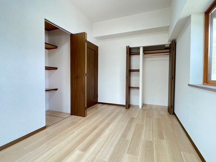 物件内観写真18　(居室)