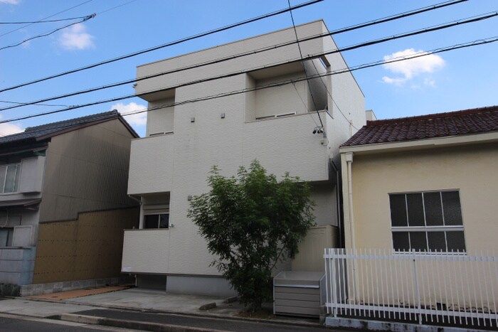 物件外観写真1　(外観写真)