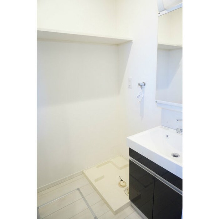 物件内観写真8　(洗面)