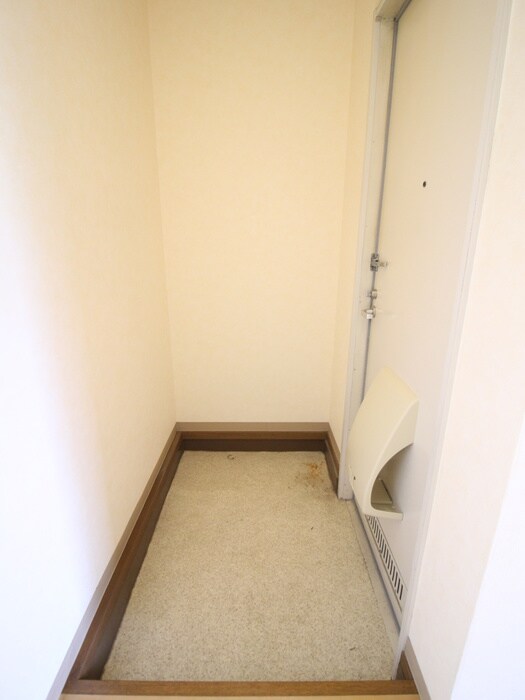 物件内観写真19　(玄関)