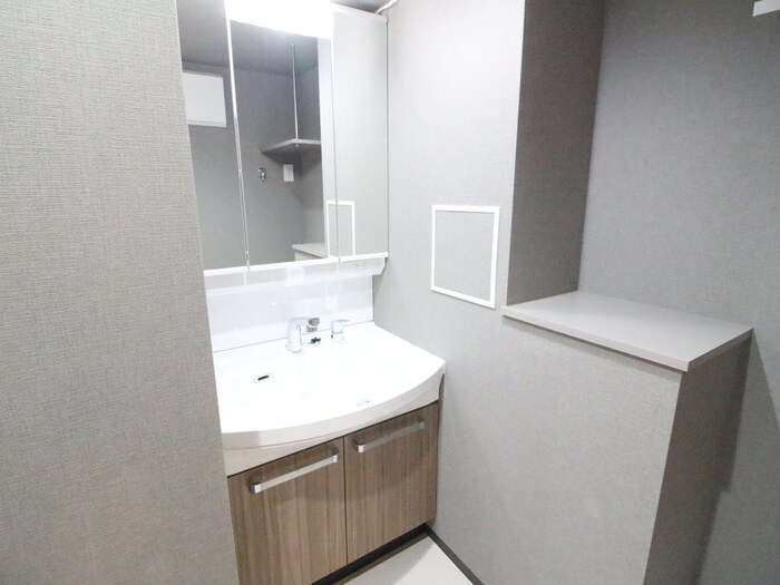 物件内観写真13　(洗面)