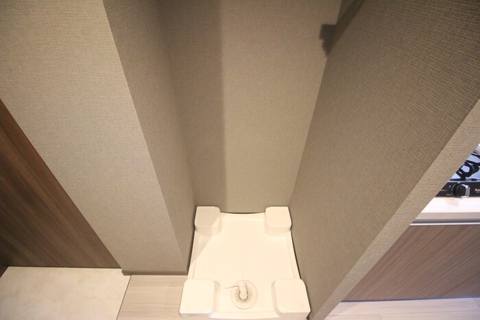 物件内観写真14　(洗濯機置場)