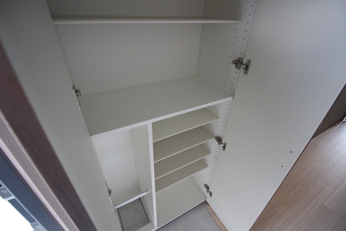 物件内観写真15　(靴箱)