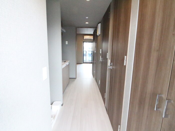 物件内観写真17　(廊下)