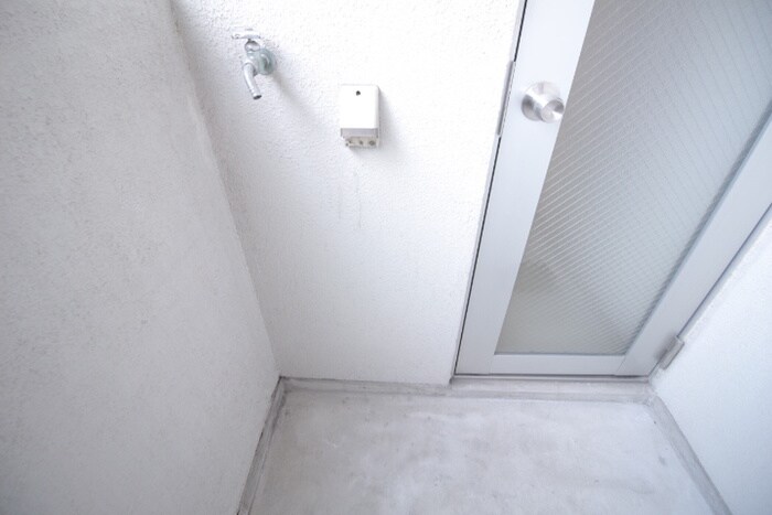 物件内観写真12　(洗濯機置場)