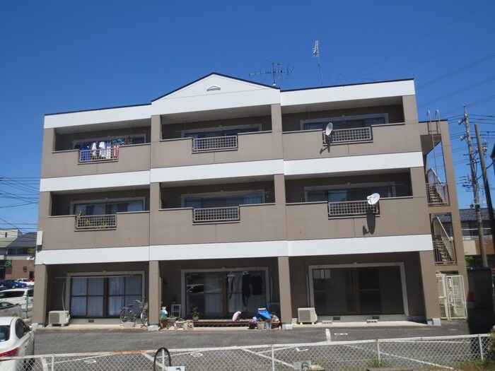 物件外観写真3　(外観写真)