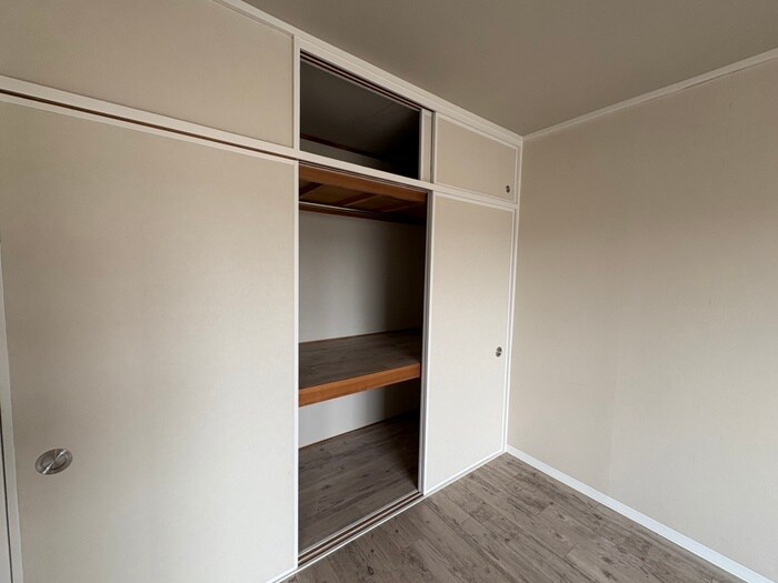 物件内観写真13　(収納)