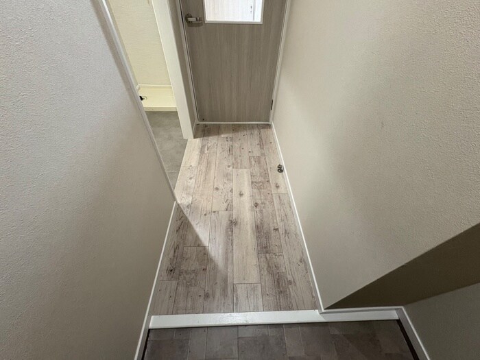 物件内観写真21　(廊下)