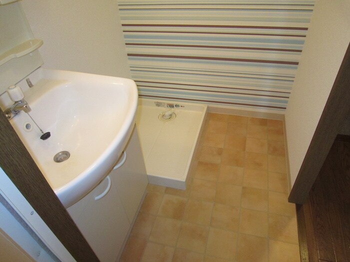 物件内観写真16　(内観写真)