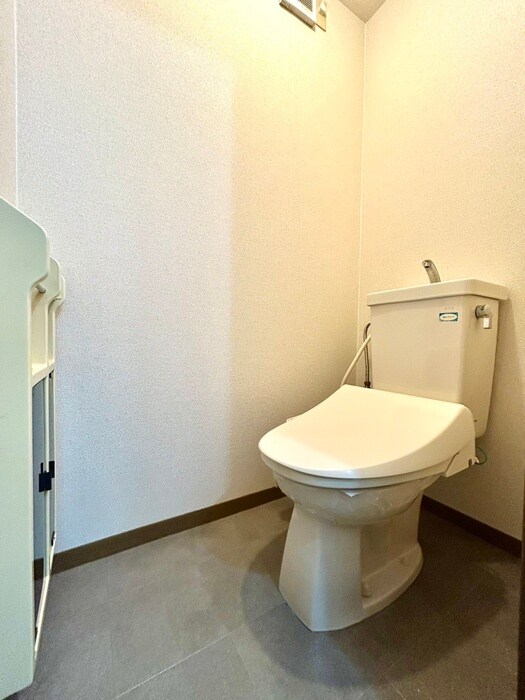 物件内観写真16　(トイレ)