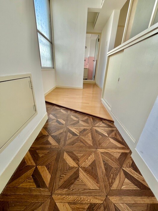 物件内観写真17　(玄関)