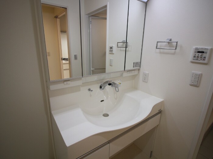 物件内観写真10　(洗面)