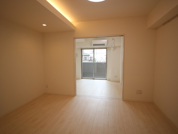 物件内観写真13　(居室)