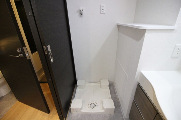 物件内観写真21　(洗濯機置場)