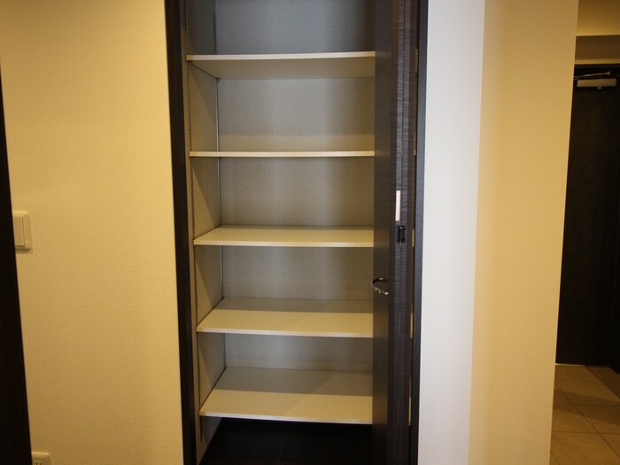 物件内観写真22　(収納)