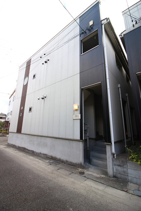 クレフラスト坂井戸外観写真