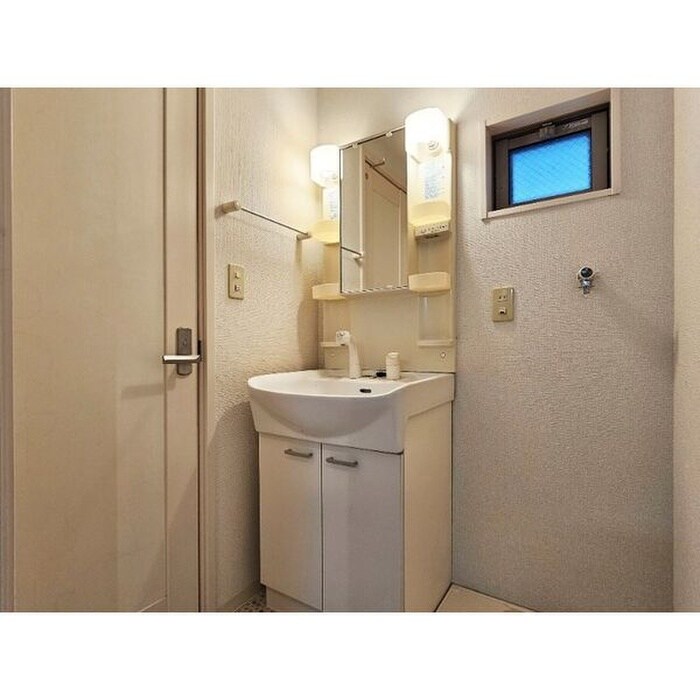 物件内観写真11　(洗面)