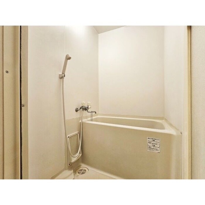 物件内観写真12　(バス／シャワールーム等)