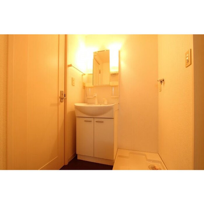 物件内観写真15　(洗面)