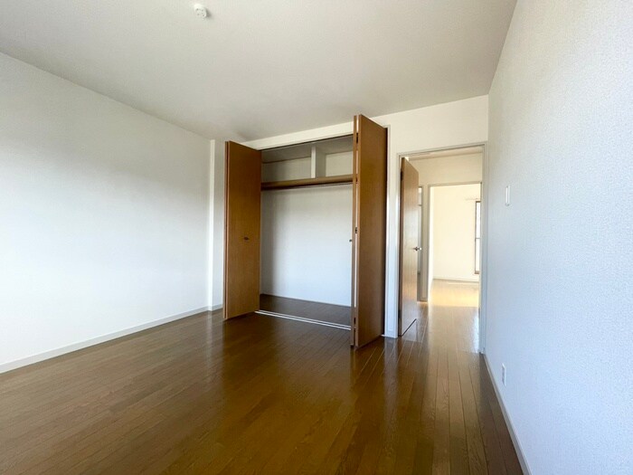 物件内観写真13　(居室)
