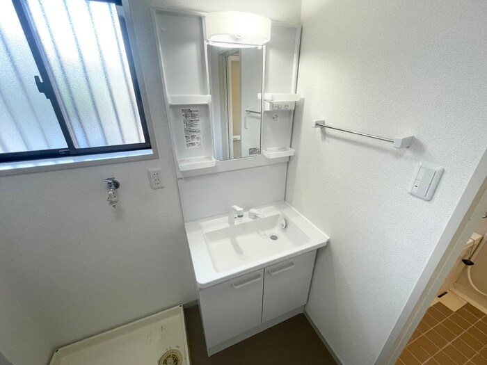 物件内観写真16　(洗面)